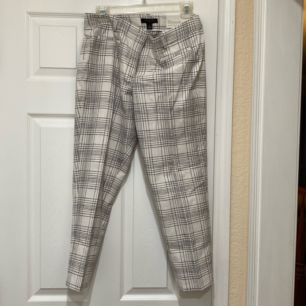 Ann Taylor Black and White Plaid Ankle Pants